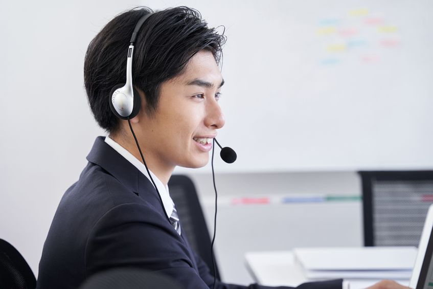 インサイドセールス代行から内製化への移行ロードマップ｜判断軸・チェック項目・KPI設計と4ステップの進め方