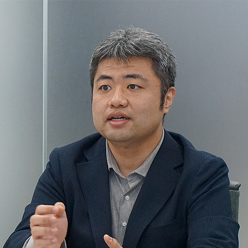 田口 氏